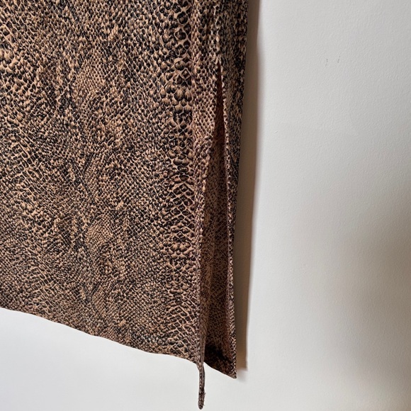 🎉4/30$🎉 Material Girl Vintage Snake Print Maxi Skirt - Brown - Picture 5 of 6